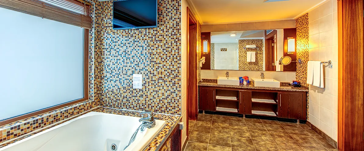 Bera Alanya Otel — Senior Suit İki Odalı